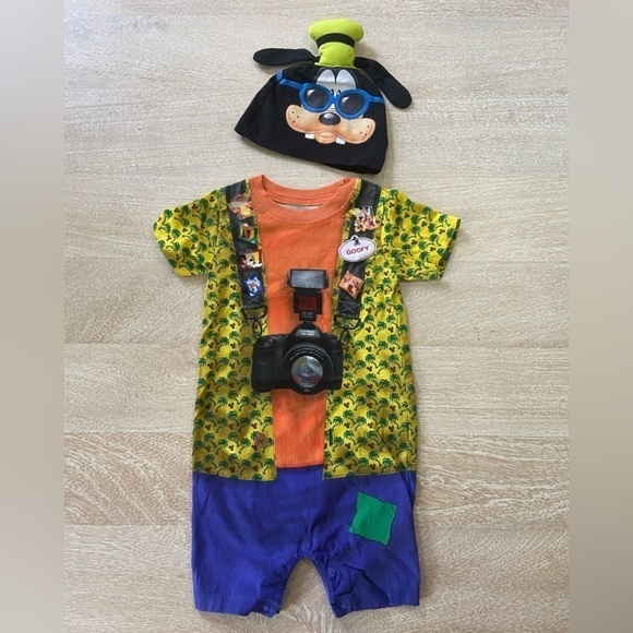 Disney Goofy Tourist Short Sleeve Onesie Matching Hat 100% Cotton Whimsical 12 M - Picture 1 of 8